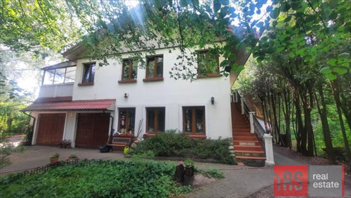 Urokliwy dom z oczkiem wodnym i zielenią w Chyliczkach dom Piaseczno, Chyliczki, Moniuszki