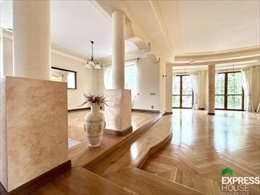 Przestronny dom 350 m² z ogrodem, garażem i nowoczesnym wyposażeniem dom Częstochowa, Parkitka, Małopolska