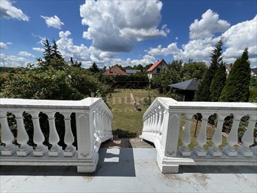 Dom z potencjałem, 237 m², garaż na 2 auta, 2 mieszkania dom Straszyn, Ogrodowa