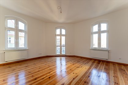 Przestronne 3-pokojowe mieszkanie w odrestaurowanej kamienicy mieszkanie Poznań, Dąbrówki