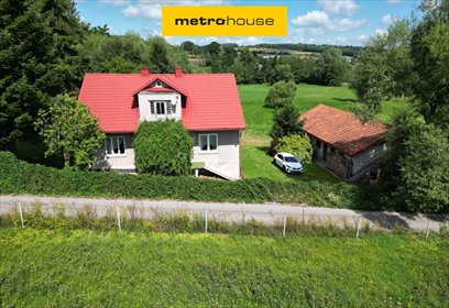 Dom z dużą działką - potencjał i komfort w spokojnej okolicy dom Jodłowa