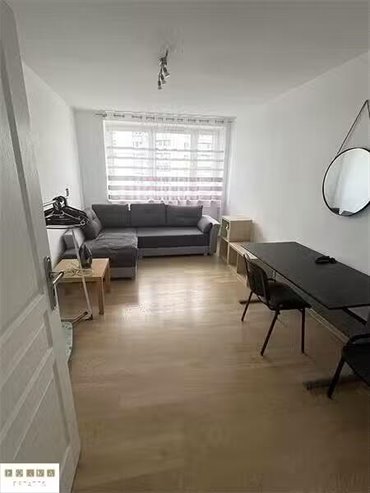 Przestronne 3 pokoje z balkonem, odświeżone, blisko uczelni mieszkanie Katowice, Zawodzie, Walentego Roździeńskiego