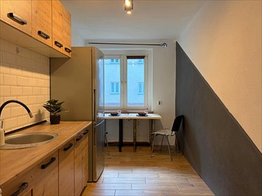 Mieszkanie 46 m² w Bytomiu (Rozbark) z potencjałem mieszkanie Bytom, Rozbark, Konopnickiej