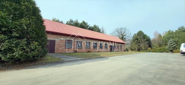 400 m2 magazyn z zielonym terenem i stawem magazyn Zajączków