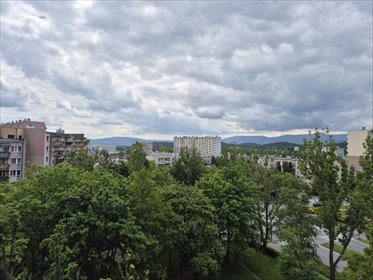 Na sprzedaż kawalerka 30 m² z balkonem w Jeleniej Górze mieszkanie Jelenia Góra