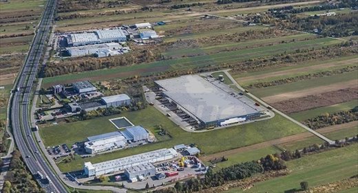 Wynajmę magazyn 1393 m² przy S7 z dokami i parkingiem magazyn Cząstków Mazowiecki