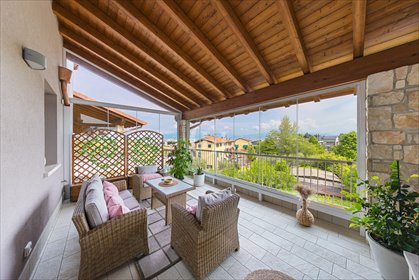 Panoramiczny apartament z tarasem nad jeziorem Garda (3 pokoje) mieszkanie Peschiera del Garda