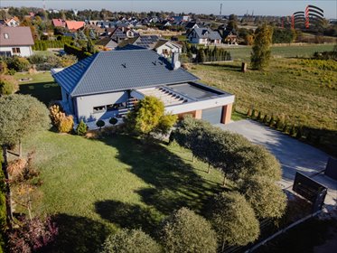 Nowoczesny dom 148m2 z garażem, tarasem i ogrodem dom Niemce, Spacerowa