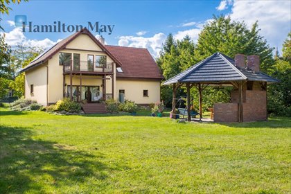 Przestronny dom 300 m² na dużej działce 5225 m² z altaną dom Wrocław, Psie Pole, Strachocinska