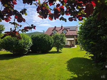 Komfortowy dom w Trepczy z garażem i dużą działką. dom Trepcza