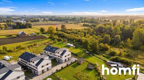 Dwupoziomowe 115 m² - prywatność i komfort w Radwanicach mieszkanie Radwanice, Spacerowa