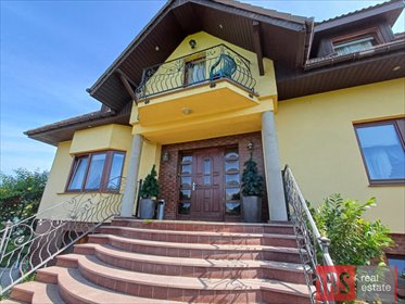 Do sprzedania wielopokoleniowy dom 420 m² z potencjałem inwestycyjnym dom Gądów, Czereśniowa