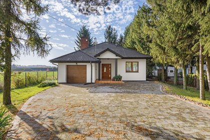 Zapraszam do obejrzenia domu 165 m² z dużym ogrodem w Żukowie dom Żuków