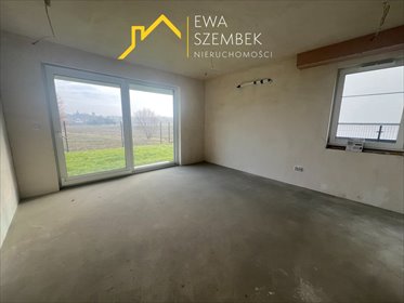 Przestronny 4-pokojowy apartament z ogródkiem i parkingiem mieszkanie Wola Więcławska