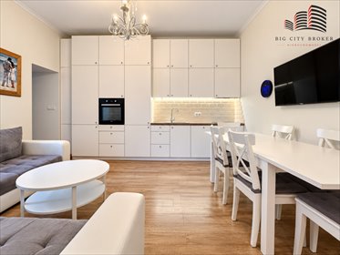 Polecam klimatyczne mieszkanie 49,7 m² z adaptowanym strychem w centrum Lublina mieszkanie Lublin, Śródmieście, Bernardyńska