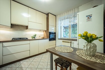 Urokliwy dom 92,5 m2 z dostępem do jeziora i dużą działką dom Pajęczno