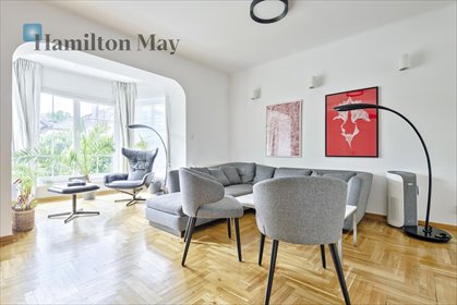 Przestronny dom 330 m² z garażem i nowoczesnymi rozwiązaniami dom Warszawa, Wilanów, Rumiana