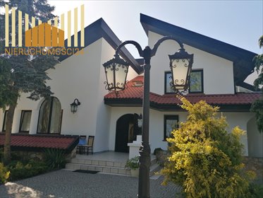 Do sprzedania przestronny dom usługowy 740 m² w Serocku lokal użytkowy Serock