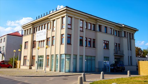Nowoczesny biurowiec 180 m² z parkingiem w Włochach lokal użytkowy Warszawa, Włochy, Łopuszańska