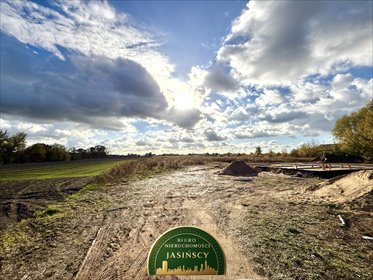Sprzedam działki budowlane z mediami w Elżbiecinie 1054-1104 m² działka Elżbiecin