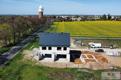 Nowoczesny dom z pompą ciepła i dużą działką. dom Grodków