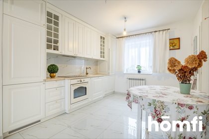 Sprzedam dom z tarasem i 1606 m² działki w Stawek dom Mikołajki