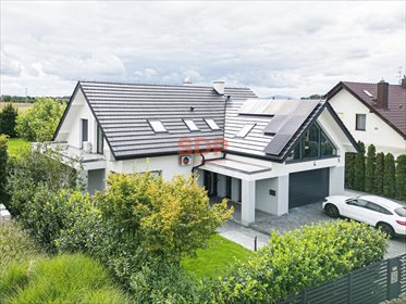 Nowoczesny dom 242 m² z basenem i jacuzzi w Smolcu polecam dom Smolec