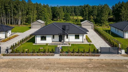 Nowoczesny dom 166 m² z garażem i dużą działką w Wszeborach dom Wszebory, Luksusowa