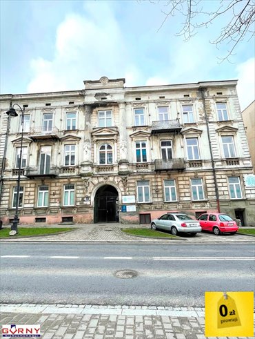Urokliwe 78,76 m² w zabytkowej kamienicy (Piotrków Trybunalski) mieszkanie Piotrków Trybunalski