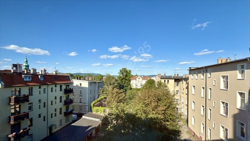 Przestronne 3-pokojowe mieszkanie z widokiem na zieleń zapraszam mieszkanie Jelenia Góra