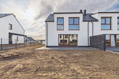 Dom bliźniak z garażem, 4 sypialnie, rabat! dom Banino, Startowa