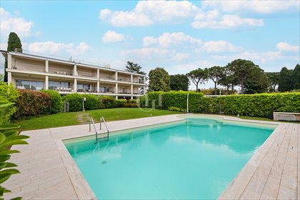 Luksusowy apartament nad jeziorem z basenem - polecam! mieszkanie Toscolano-Maderno