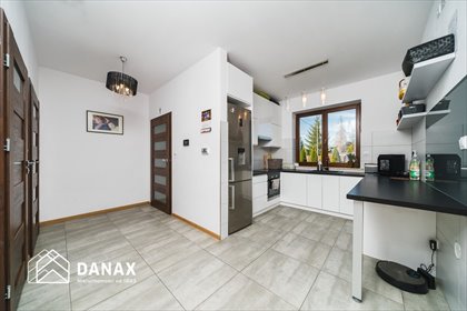 dom na sprzedaż 180m2 dom Wołowice