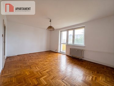 Dwupokojowe mieszkanie z potencjałem, loggia i piwnica mieszkanie Szubin