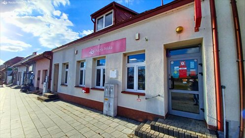 Na wynajem przestronny lokal 23,72 m² w centrum Rakowa lokal użytkowy Raków, pl. Wolności