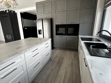 Nowoczesny dom z dużą działką i tarasem w Złotorii dom Złotoria