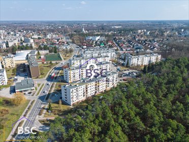 Przestronne 3-pokojowe mieszkanie z widną kuchnią i parkietem mieszkanie Pionki, Kozienicka