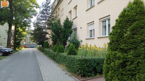 Przestronne 3-pokojowe mieszkanie z dużym balkonem i strychem mieszkanie Kraków, Nowa Huta, Kocmyrzowska