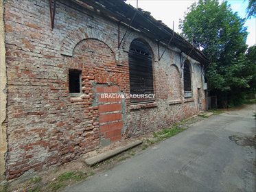 Dom z potencjałem w centrum Krzeszowic. dom Krzeszowice, Centrum, Wąska