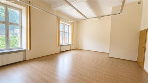 Polecam przestronne biuro 563 m² w Bielsku-Białej lokal użytkowy Bielsko-Biała, 1 Maja