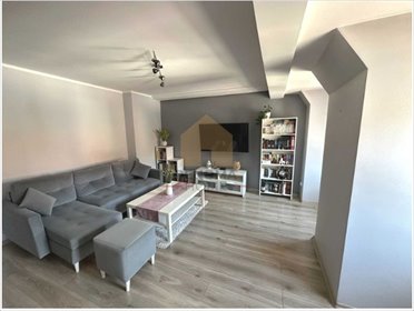 Wałbrzych - 44,35 m² w centrum z meblami i piwnicami mieszkanie Wałbrzych