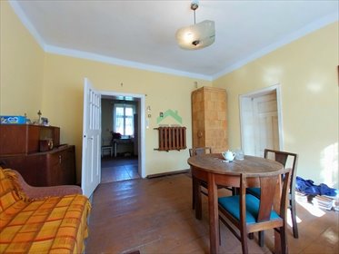 Dom do remontu z dużą działką i stodołą w Nieradzie dom Nierada