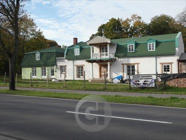 Stylizowany dwór z bazą noclegową i restauracją (840 m²) dom Dobiegniew