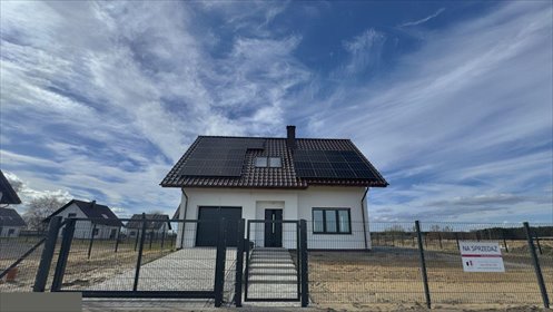 Nowoczesny dom 133 m2 z fotowoltaiką i ogrzewaniem podłogowym dom Kostrzyn nad Odrą, Brzoskwiniowa
