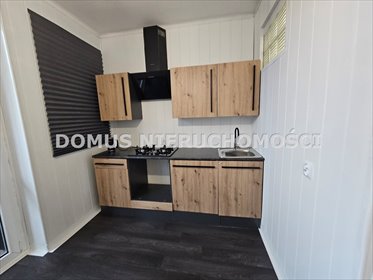 Na sprzedaż przestronna kawalerka 41,1 m² z dodatkowym pomieszczeniem w Pabianicach mieszkanie Pabianice, Piaski, al. kard. Wyszyńskiego