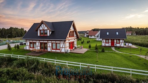 dom na sprzedaż 277m2 dom Rowy, Szachulcowa