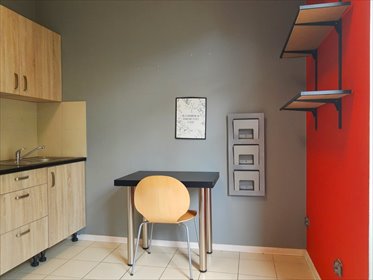 Kawalerka 18 m² z anterresolą, internet, blisko centrum mieszkanie Kielce, Centrum, Zagnańska