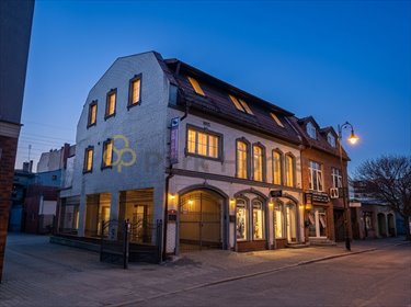 Inwestycyjny budynek w centrum Wrześni z 10+ pokoi dom Września