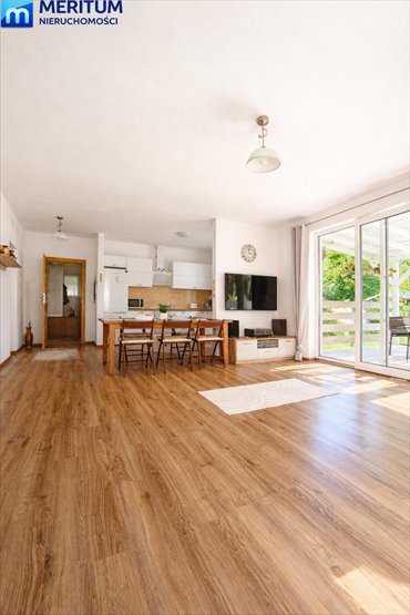 Dom wolnostojący z dużą działką i potencjałem adaptacji dom Żabia Wola