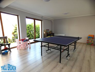 Do sprzedania nowoczesny pensjonat 702 m² w Łebie z pełnym wyposażeniem lokal użytkowy Łeba, Nadmorska